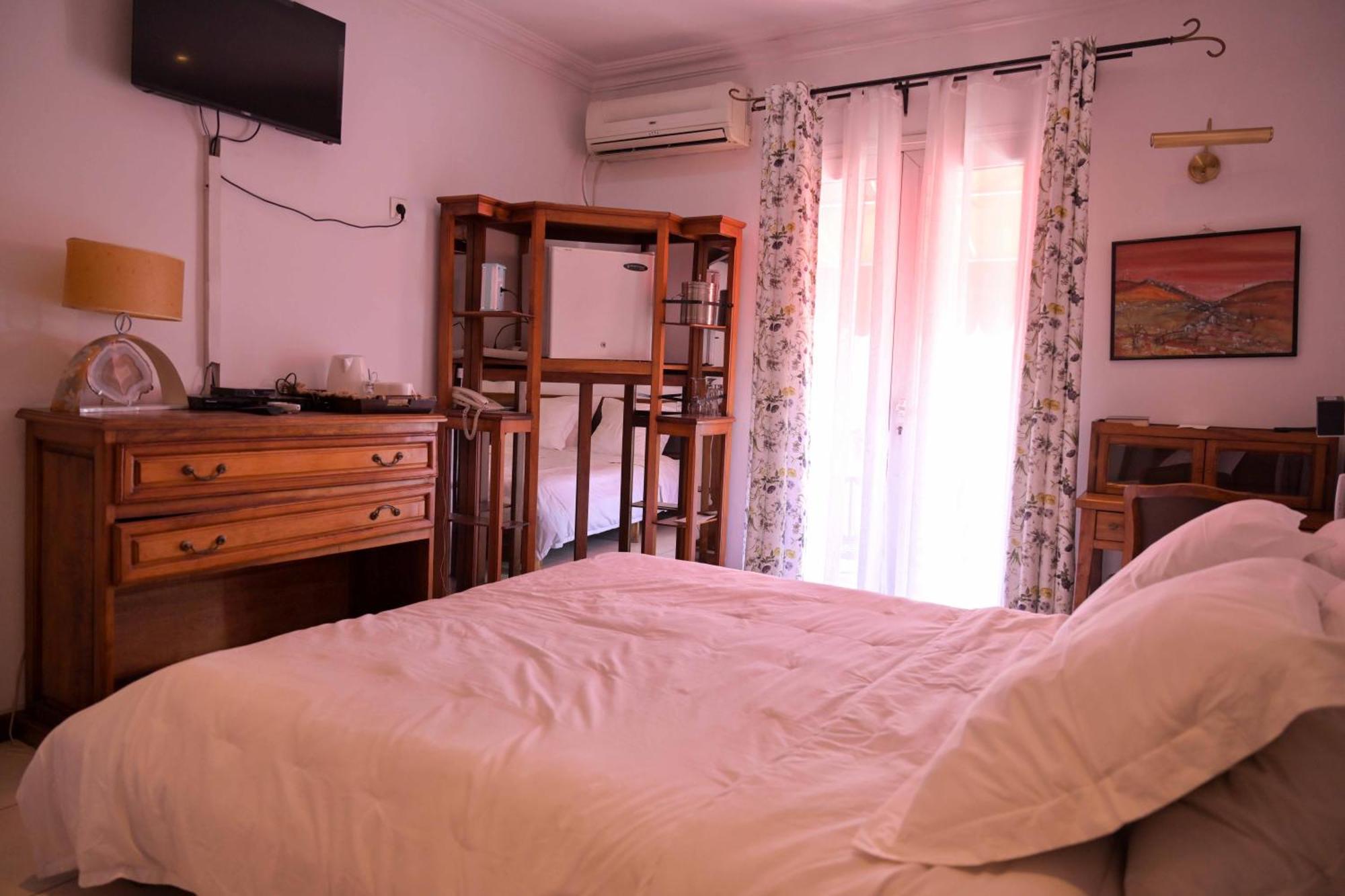 Hotel Brajas Antananarivo Habitación foto